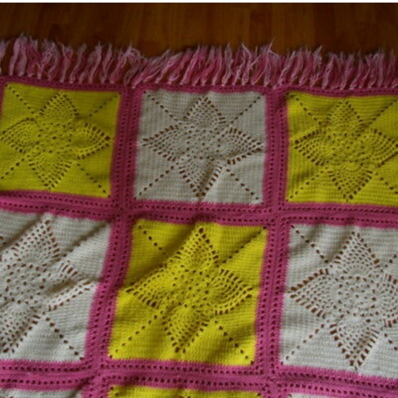 Granny Square Crochet Afghan Blanket Throw - Picture 7 of 8